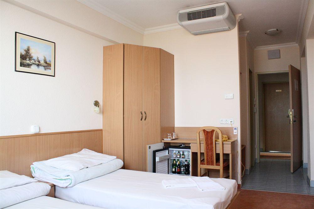 Hotel Zuglo Budapest Bagian luar foto